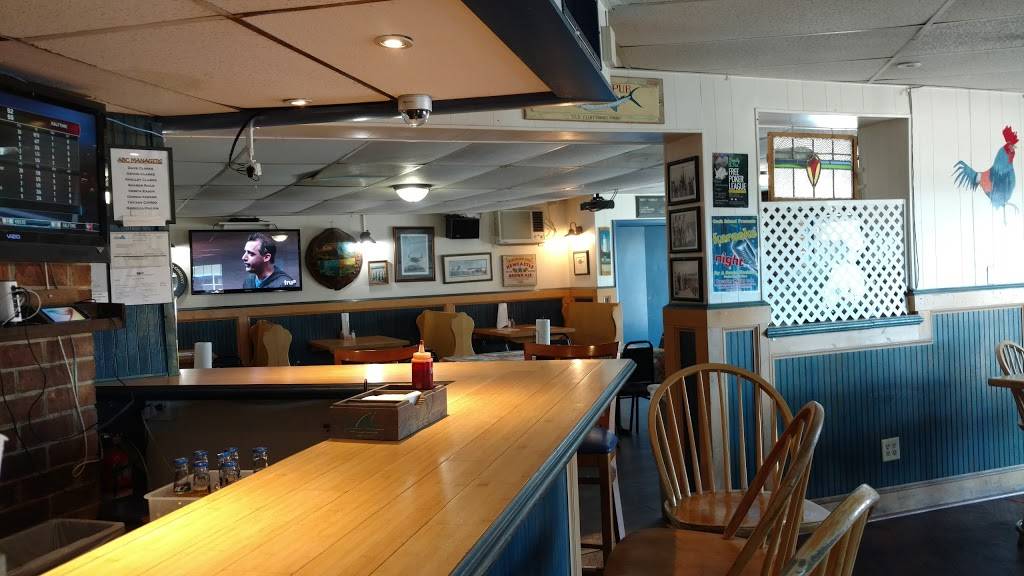 Cock Island Bar & Grille | restaurant | 606 Airline Blvd, Portsmouth, VA 23707, USA | 7579662936 OR +1 757-966-2936