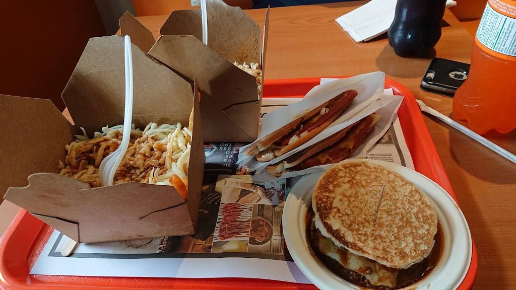 Dic Anns Sainte-Thérèse | restaurant | 232 Boulevard Curé-Labelle, Sainte-Thérèse, QC J7E 2X7, Canada | 4509519555 OR +1 450-951-9555