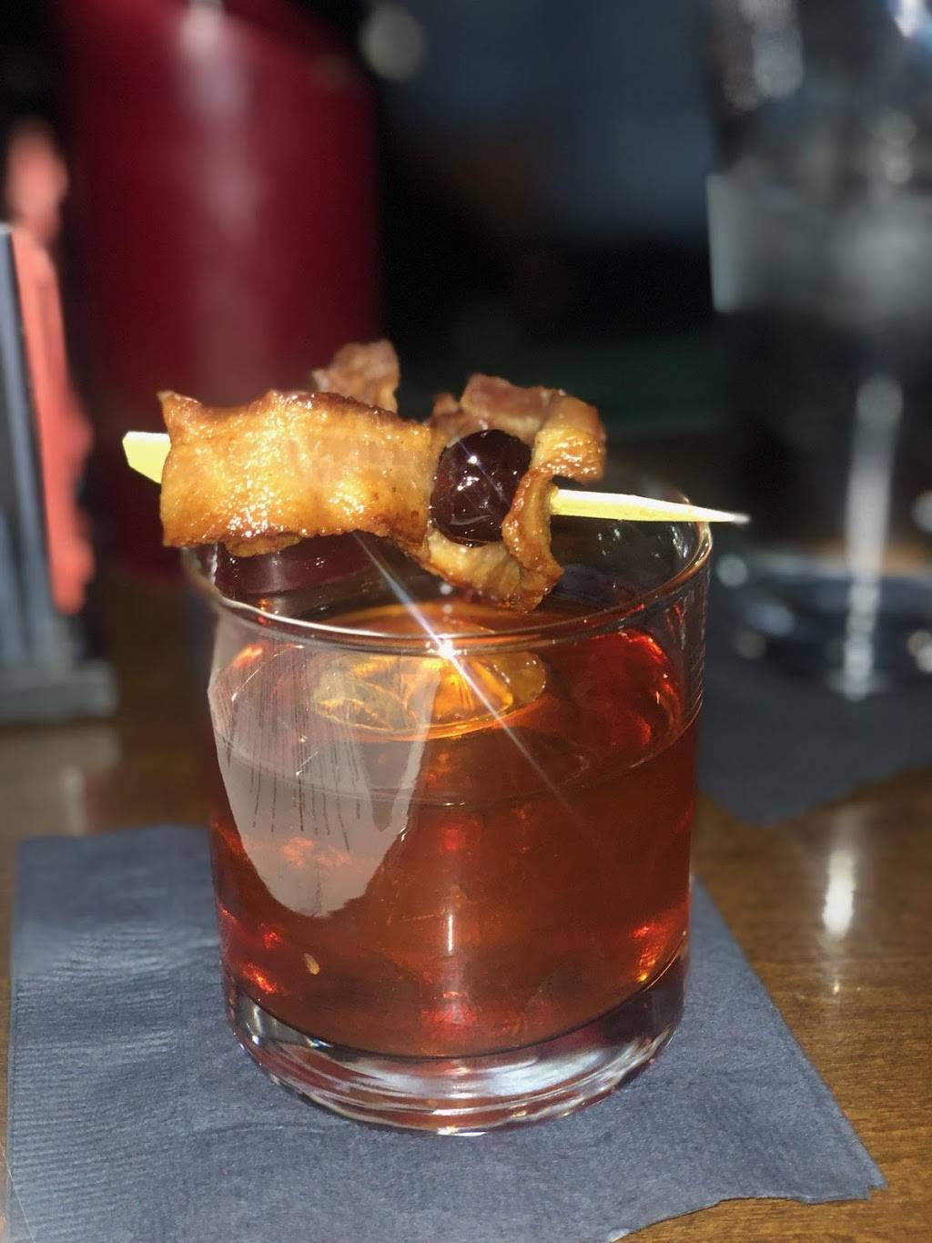 Double Helix Wine & Whiskey Lounge | restaurant | 6599 S Las Vegas Blvd #150B, Las Vegas, NV 89119, USA | 7024735415 OR +1 702-473-5415