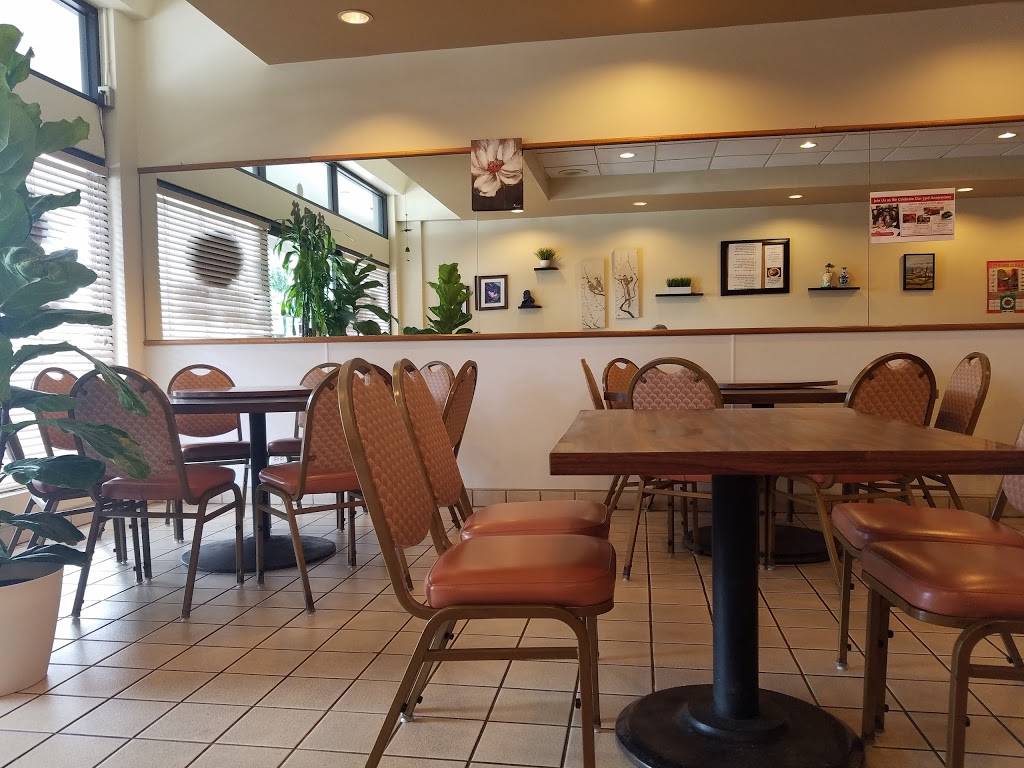 Aina Haina Chop Suey | restaurant | 820 W Hind Dr Suite #115, Honolulu, HI 96821, USA | 8083731303 OR +1 808-373-1303