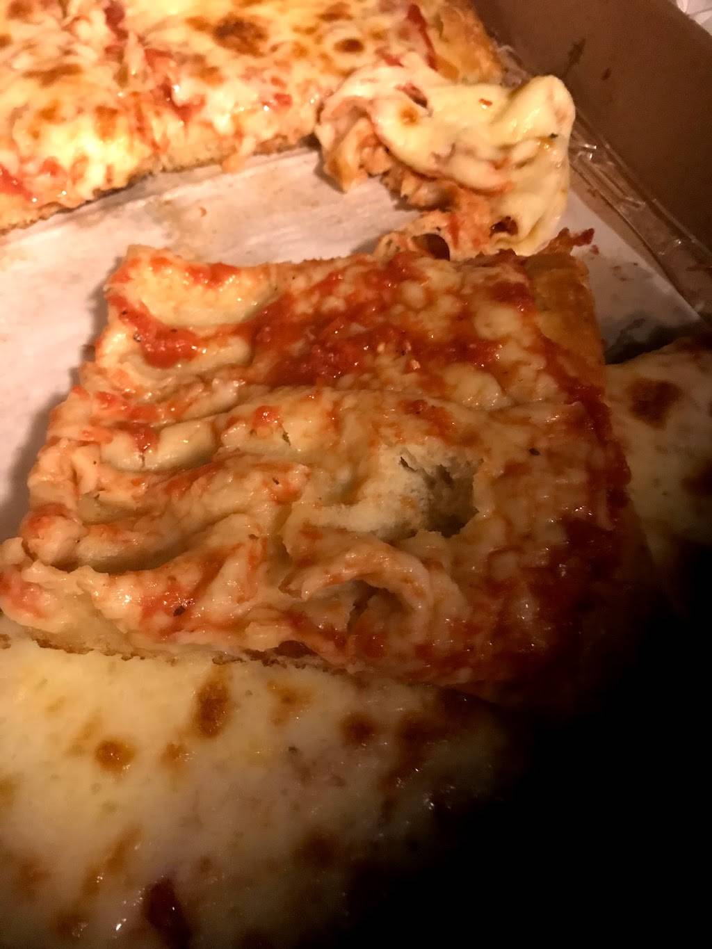 Freddys Pizzeria | restaurant | 1266 150th St, Whitestone, NY 11367, USA | 7187674502 OR +1 718-767-4502