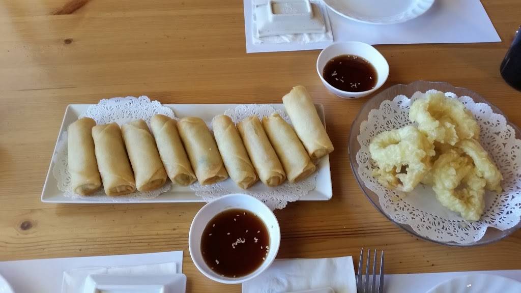 Silverwood Sushi and Grill | restaurant | 13910 CA-138, Hesperia, CA 92345, USA | 7603892200 OR +1 760-389-2200