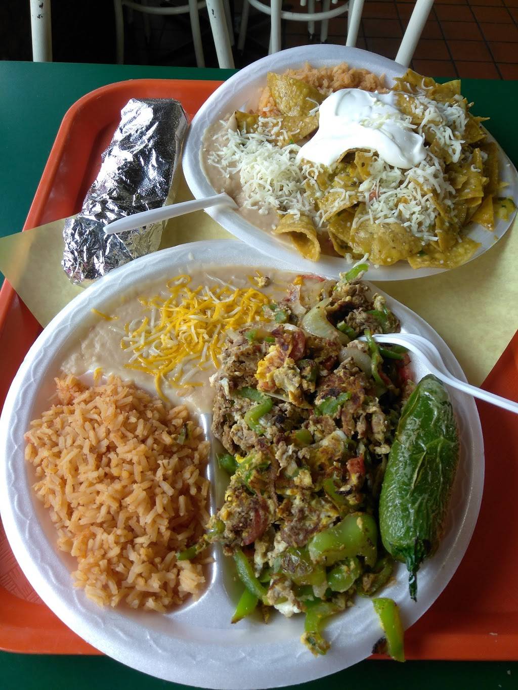 Alberts Mexican Food | restaurant | 6915 Santa Fe Ave, Huntington Park, CA 90255, USA | 3235888890 OR +1 323-588-8890