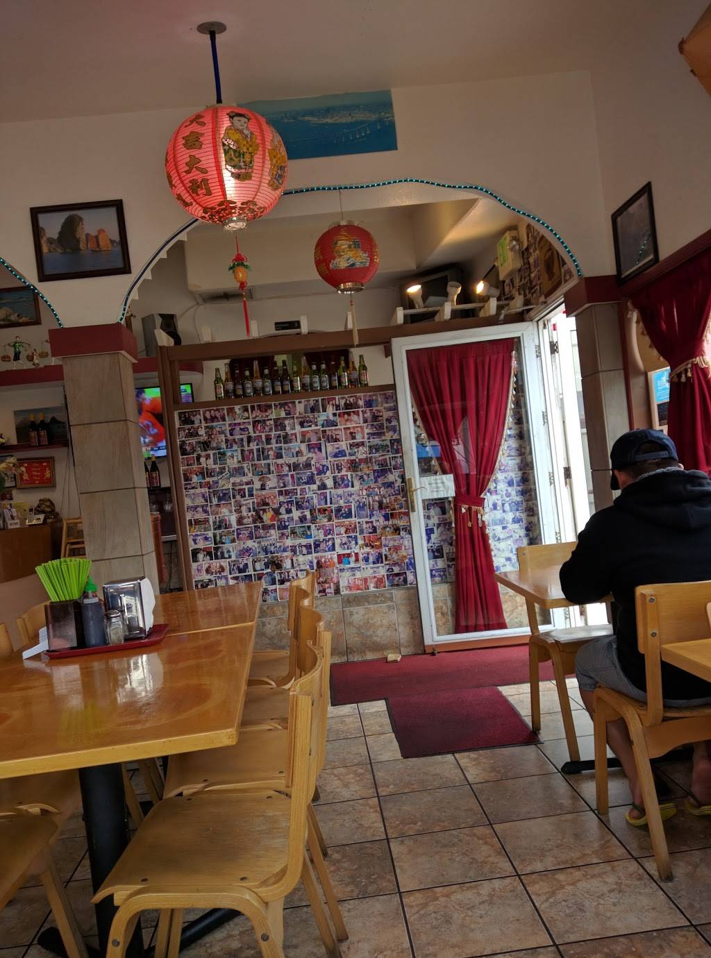 Pho Sao Bien Restaurant | restaurant | 1958 Garnet Ave, San Diego, CA 92109, USA | 8582729612 OR +1 858-272-9612