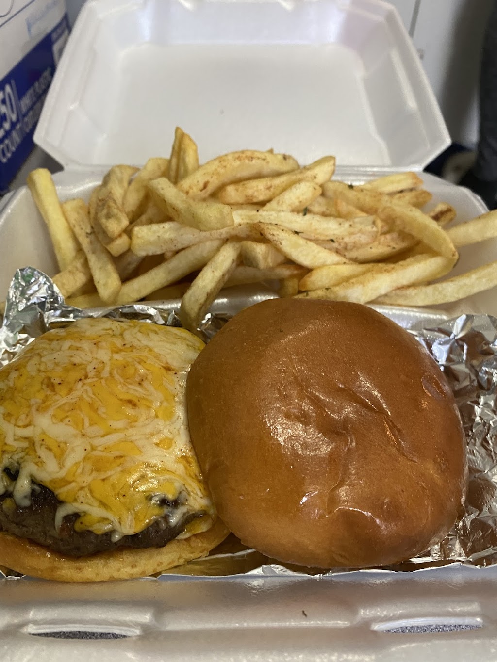 Pressuree Platezz | restaurant | 4756 Frey St, Baton Rouge, LA 70805, USA | 7208822169 OR +1 720-882-2169