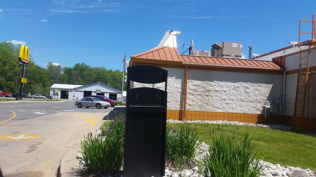 McDonalds | cafe | 116 S Division St, Bellaire, MI 49615, USA | 2315338846 OR +1 231-533-8846