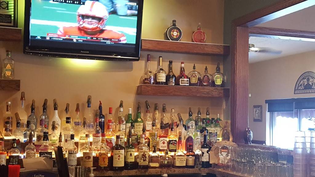 Village Gardens | restaurant | 2437 State Rd, Cuyahoga Falls, OH 44223, USA | 3309285751 OR +1 330-928-5751