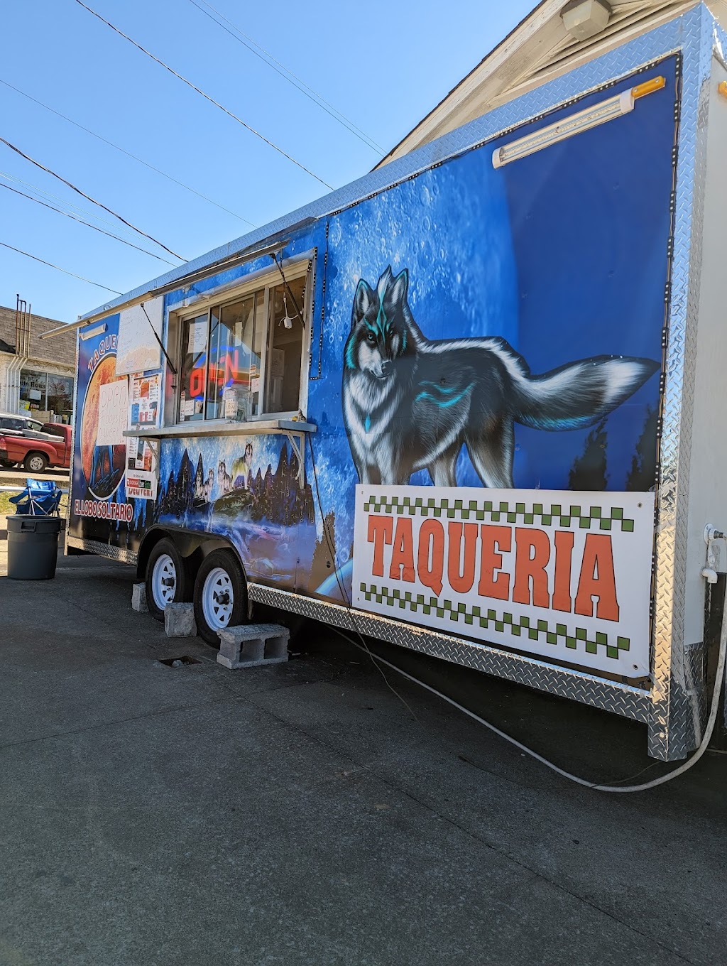 Taqueria el lobo solitario | restaurant | 801 TN-76, White House, TN 37188, USA | 6153007127 OR +1 615-300-7127