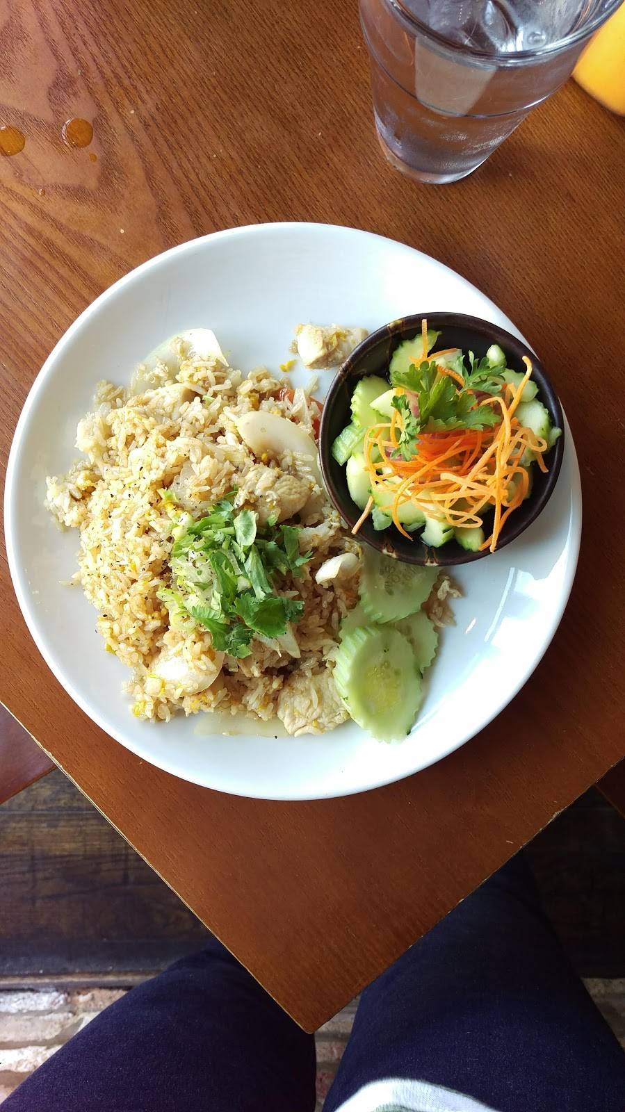 Polygon Cafe | restaurant | 5204 N Clark St, Chicago, IL 60640, USA | 7732751234 OR +1 773-275-1234