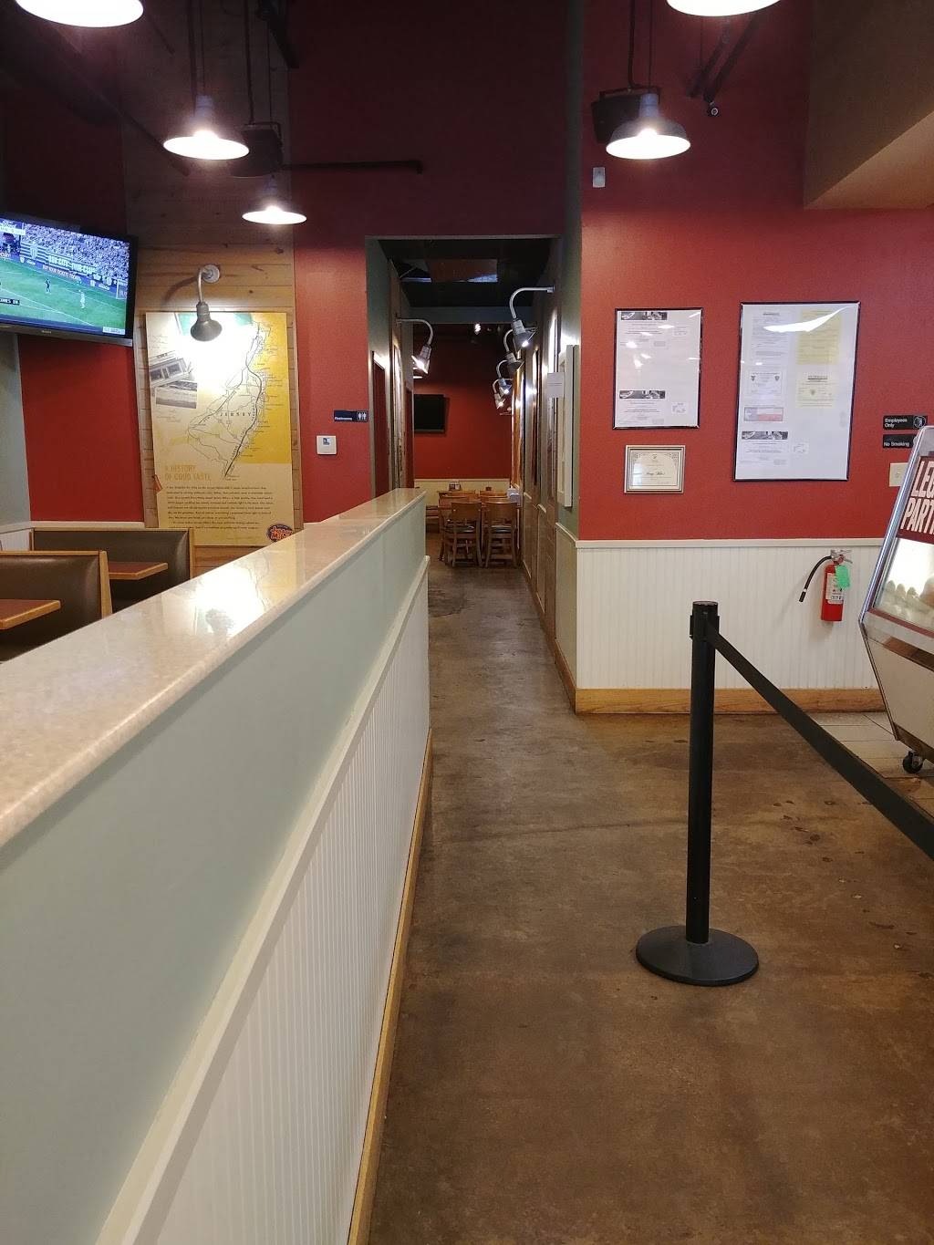 Jersey Mikes Subs | meal takeaway | MacyS Plaza, 4754 S Broadway Ave, Tyler, TX 75703, USA | 9035614955 OR +1 903-561-4955