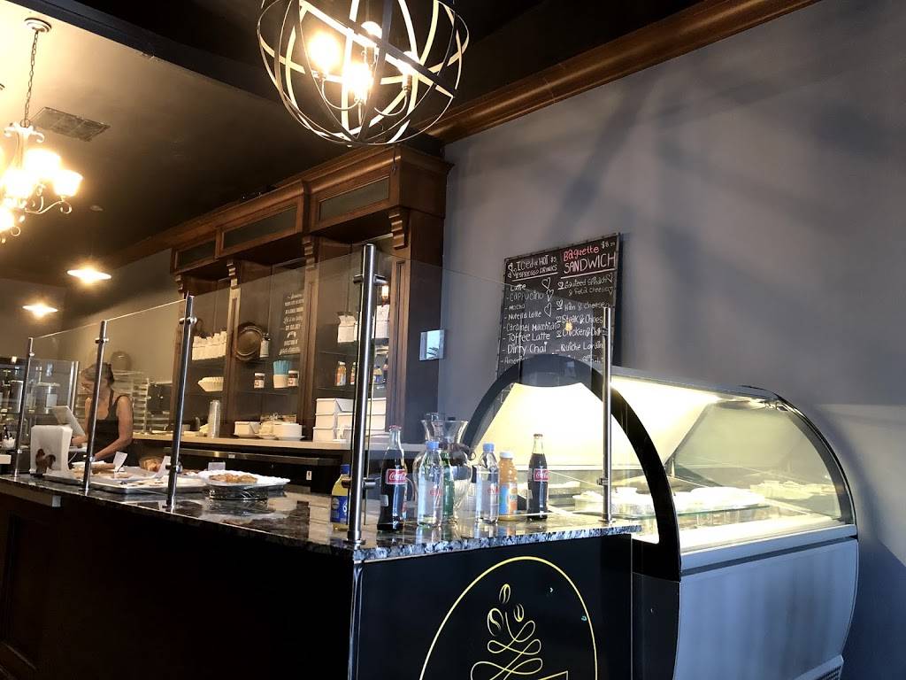 Vogue Café | cafe | 7407 Melrose Ave, Los Angeles, CA 90046, USA | 3234247066 OR +1 323-424-7066