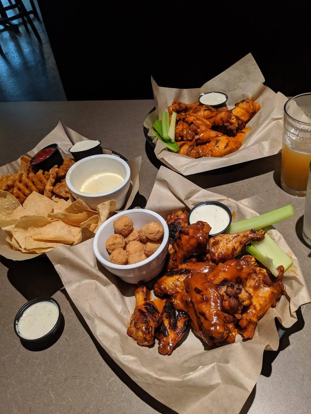 Stuey McBrews | restaurant | 321 SE Main St, Lees Summit, MO 64063, USA | 8166005560 OR +1 816-600-5560