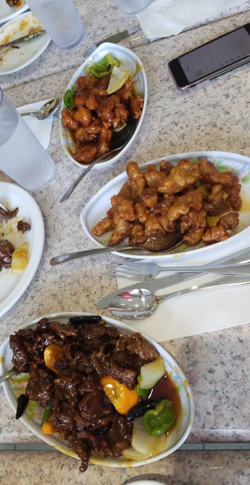 Restaurant Jardin Panda | restaurant | 4733 Boulevard Samson, Laval, QC H7W 2H8, Canada | 4505051119 OR +1 450-505-1119