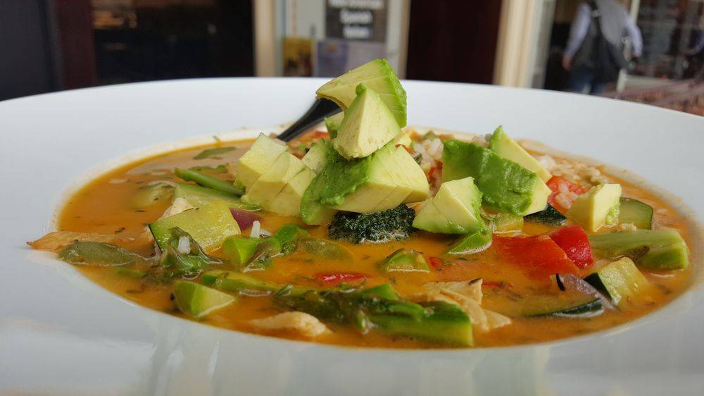 Ados Kitchen & Bar | restaurant | 1143 13th St, Boulder, CO 80302, USA | 7204659063 OR +1 720-465-9063