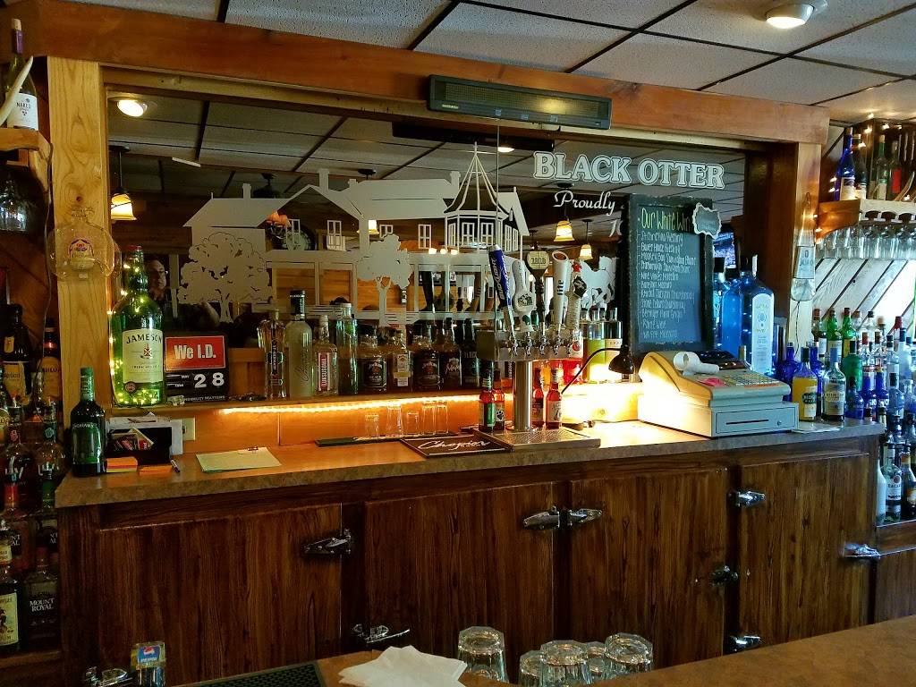 Black Otter Supper Club | restaurant | 503 S Nash St, Hortonville, WI 54944, USA | 9207796975 OR +1 920-779-6975