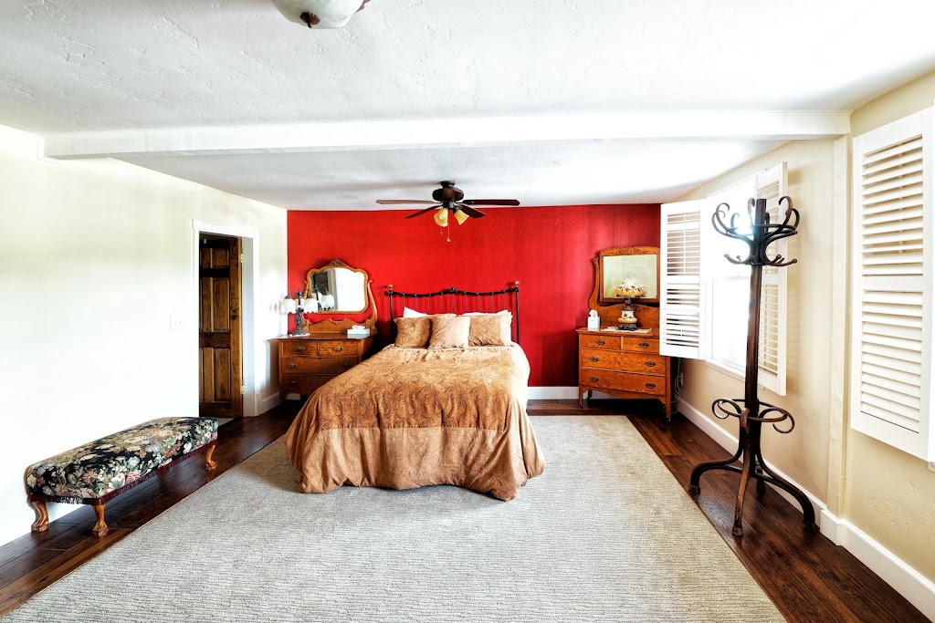 Jamestown Hotel and Restaurant | restaurant | 18153 Main St, Jamestown, CA 95327, USA | 2099843902 OR +1 209-984-3902