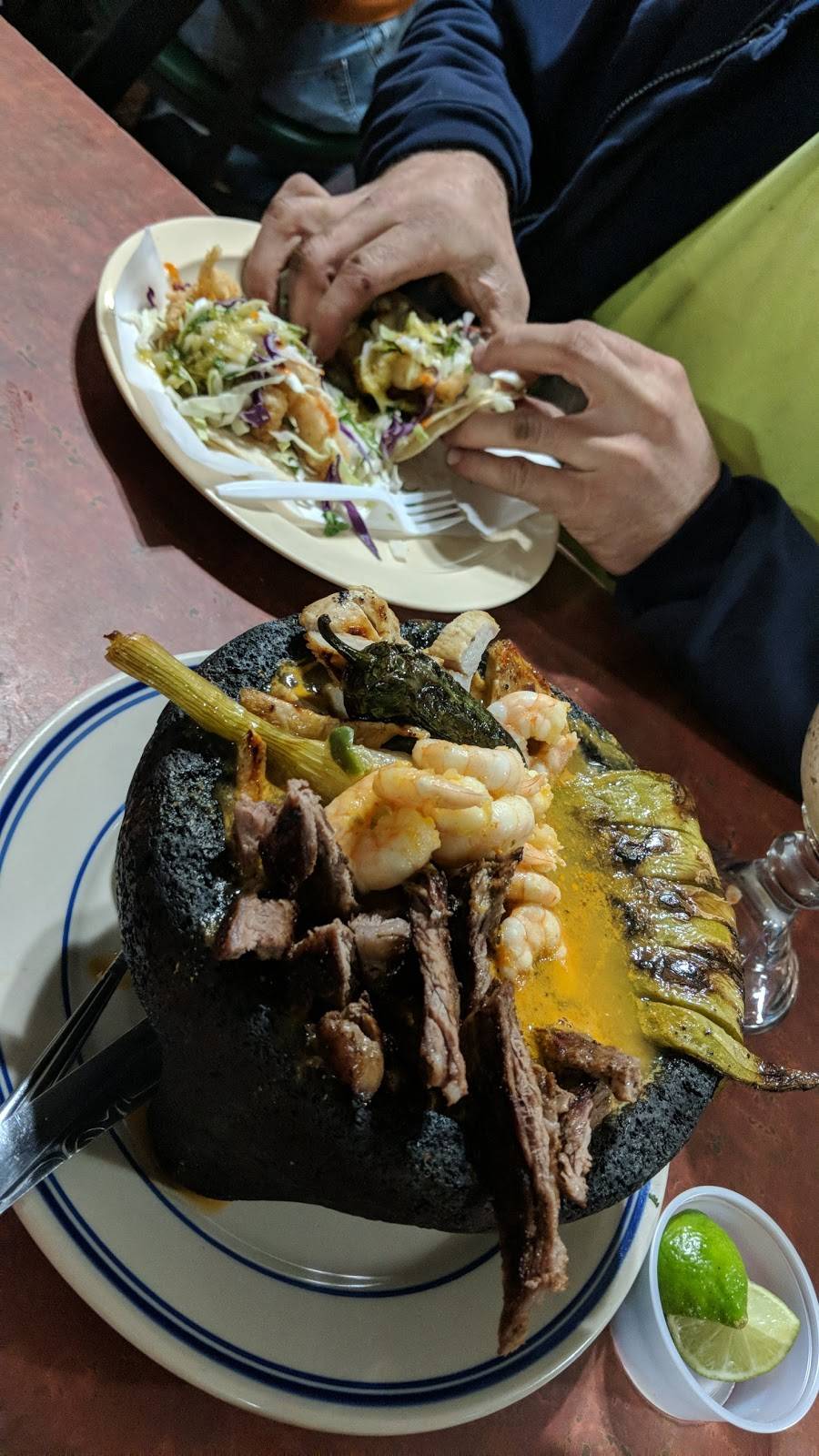 Mariscos & Taqueria La Ceiba | restaurant | 799 S 1st St, San Jose, CA 95113, USA | 4082926248 OR +1 408-292-6248