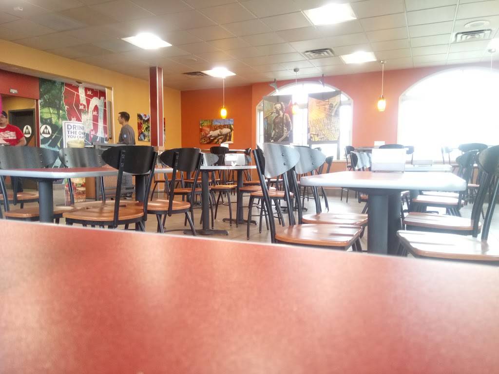 Jack in the Box | restaurant | 370 E H St, Chula Vista, CA 91910, USA | 6194254416 OR +1 619-425-4416