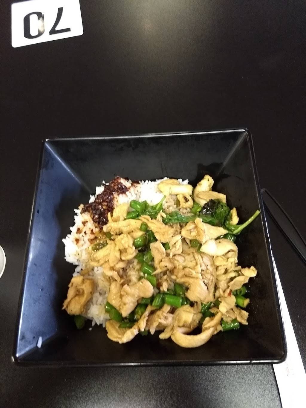 Noodle Head | restaurant | 880 E 13th Ave, Eugene, OR 97401, USA | 5417621970 OR +1 541-762-1970