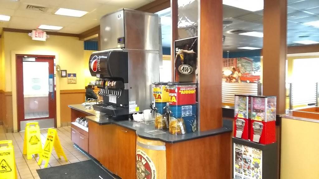 A&W | restaurant | 1910 W Ben White Blvd, Austin, TX 78704, USA | 5127077652 OR +1 512-707-7652