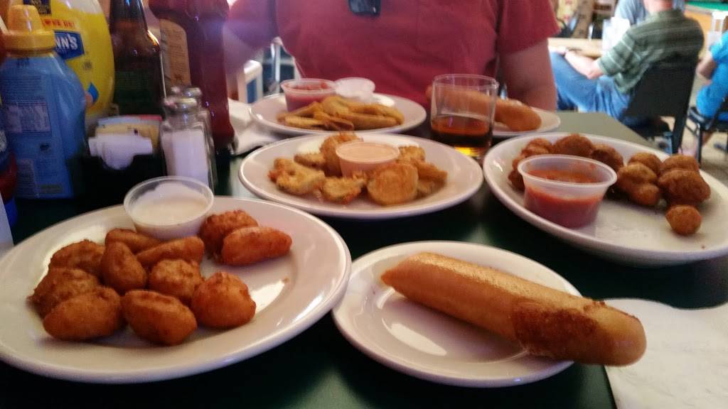 Lockerbie Pub | night club | 631 E Michigan St, Indianapolis, IN 46202, USA | 3176319545 OR +1 317-631-9545