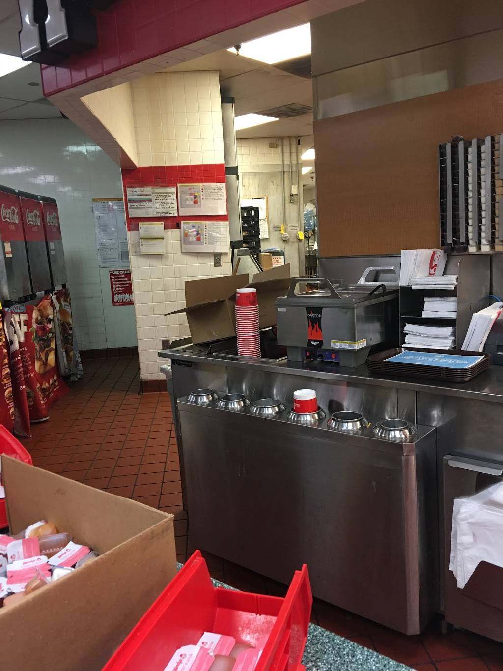 Wendys | restaurant | Florida Turnpike Milepost 144, Port St. Lucie, FL 34986, USA | 7726723502 OR +1 772-672-3502
