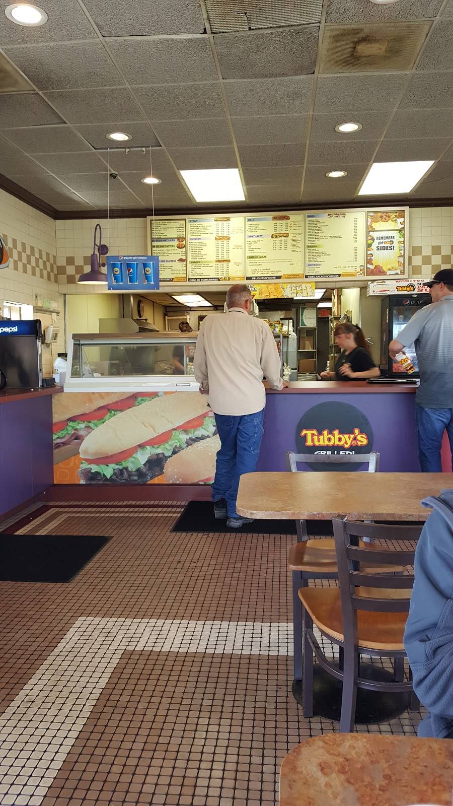 Tubbys Sub Shop | restaurant | 24877 Hoover Rd, Warren, MI 48089, USA | 5867553940 OR +1 586-755-3940