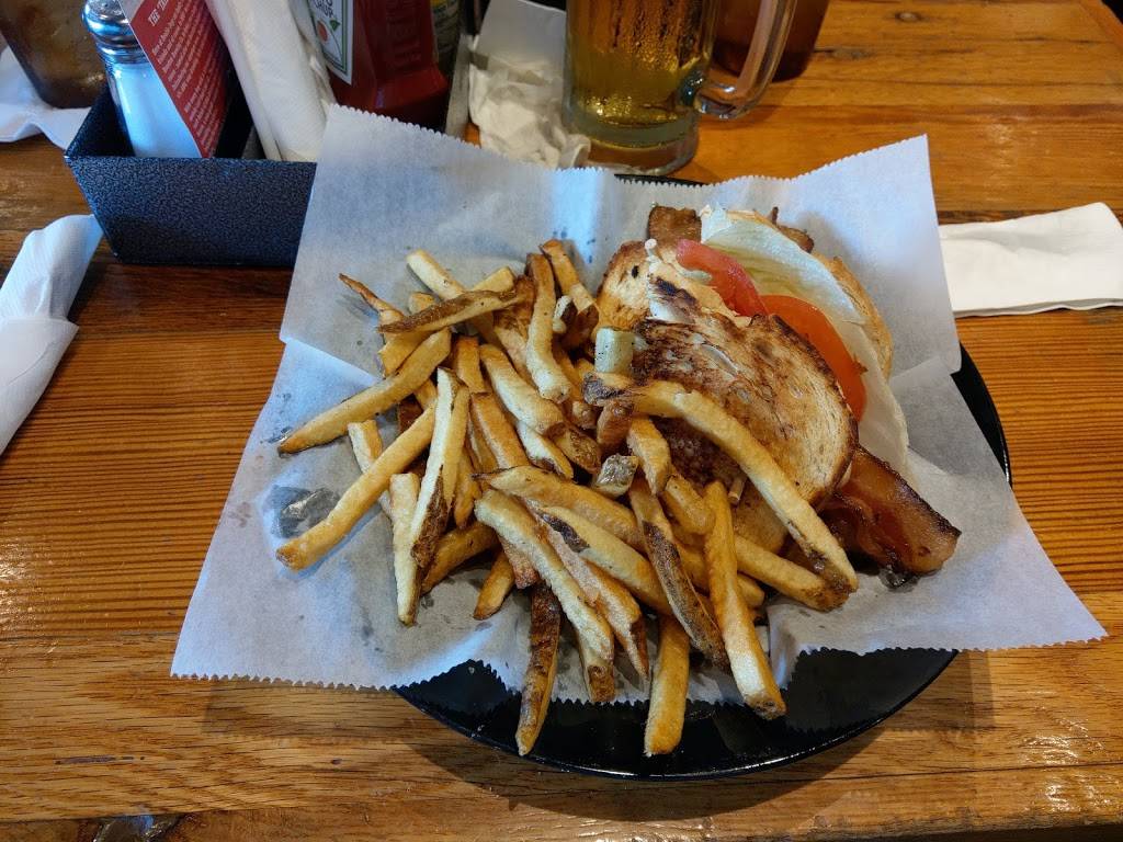 Double Dogs Restaurant | restaurant | 1807 21st Ave S, Nashville, TN 37212, USA | 6152928110 OR +1 615-292-8110