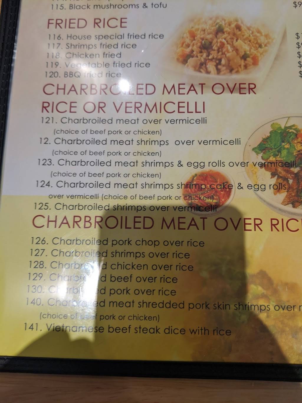 Pho A & J | restaurant | 4005 Manzanita Ave, Carmichael, CA 95608, USA | 9164898817 OR +1 916-489-8817