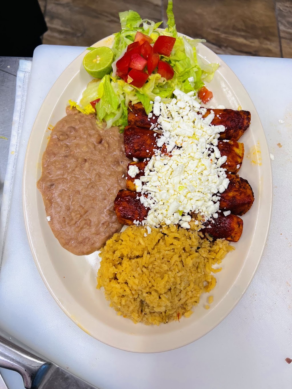 Adry’s Cafe | restaurant | 123 Old Port Isabel Rd Suite C-12, Brownsville, TX 78521, USA | 9565257313 OR +1 956-525-7313