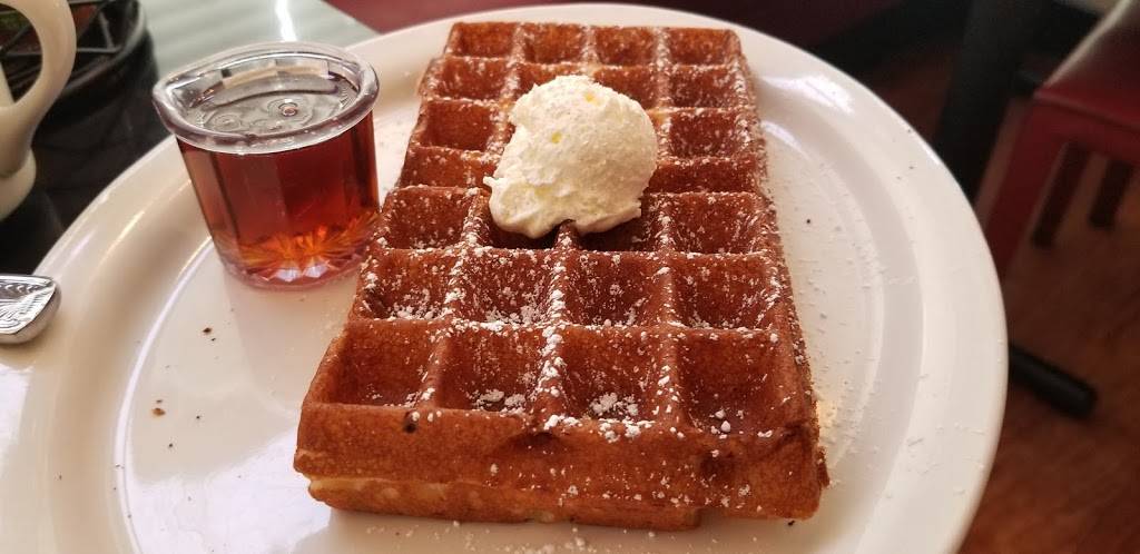 Russells | restaurant | 30 N Fair Oaks Ave, Pasadena, CA 91103, USA | 6265781404 OR +1 626-578-1404