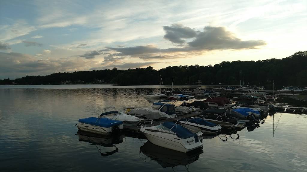 Lake Local | restaurant | 550 Union Ave, Saratoga Springs, NY 12866, USA | 5188861373 OR +1 518-886-1373