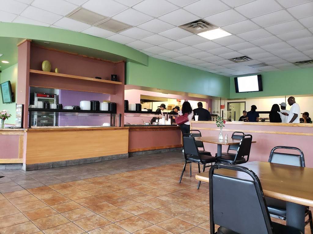 Londas Place | restaurant | 3635 Mt Holly-Huntersville Rd, Charlotte, NC 28214, USA | 9802996461 OR +1 980-299-6461