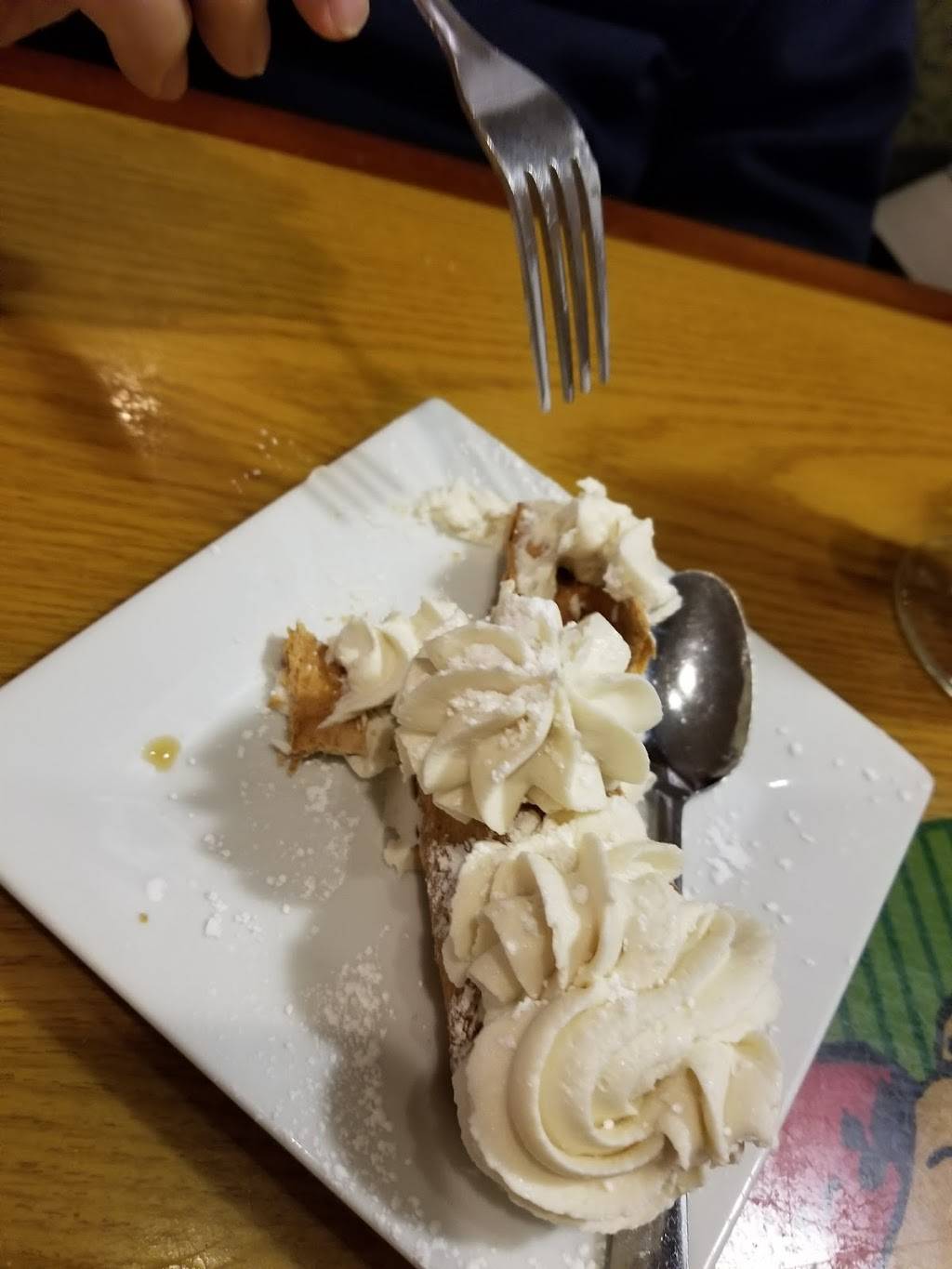 Borrellis | restaurant | 1580 Hempstead Turnpike, East Meadow, NY 11554, USA | 5167940190 OR +1 516-794-0190