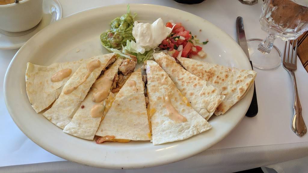 Samanthas Restaurant | restaurant | 631 University Blvd E, Silver Spring, MD 20901, USA | 3014457300 OR +1 301-445-7300