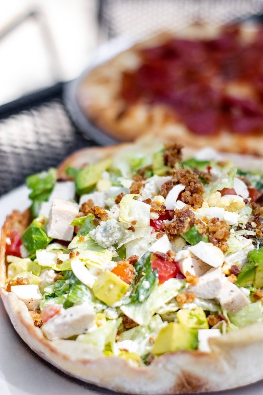 Holy Crust | restaurant | 3011 Gulden Ln Suite 112, Dallas, TX 75212, USA | 4693290707 OR +1 469-329-0707