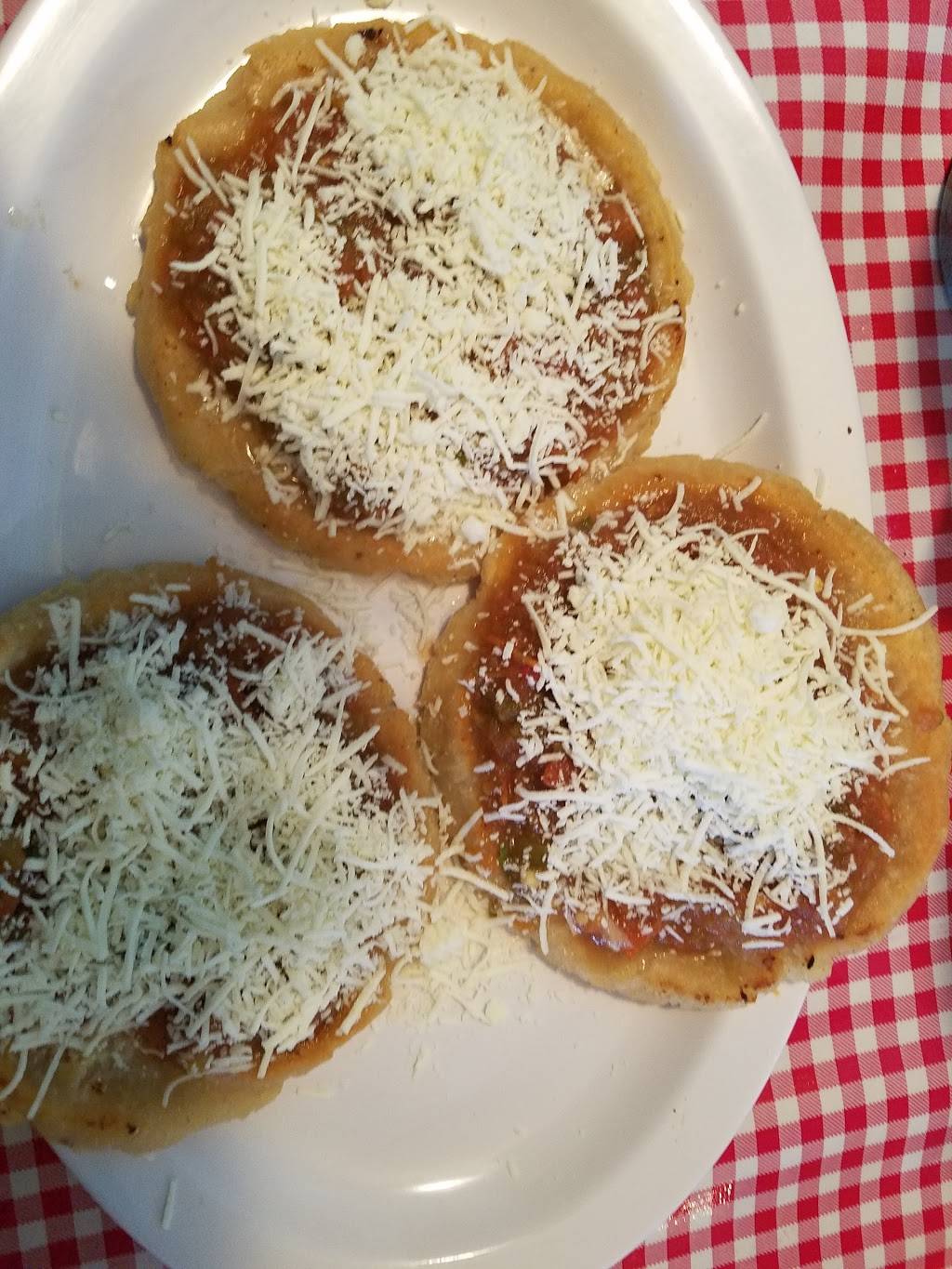 Restaurante Juquilita | restaurant | 2344 S 27th St, Milwaukee, WI 53215, USA | 4142266967 OR +1 414-226-6967