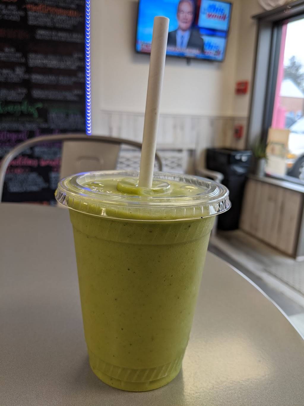 The Juice Pod, Springfield | restaurant | 11 E Woodland Ave, Springfield, PA 19064, USA | 4844727198 OR +1 484-472-7198