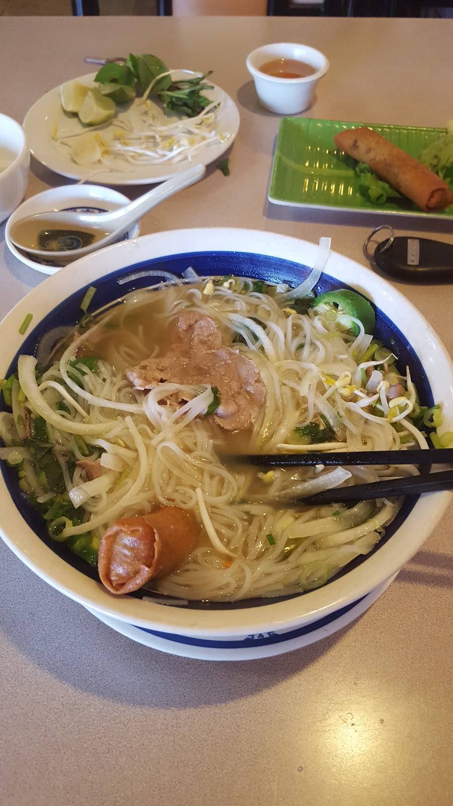 Pho Ca Dao Restaurant | restaurant | 2431 N Classen Blvd, Oklahoma City, OK 73106, USA | 4055218819 OR +1 405-521-8819