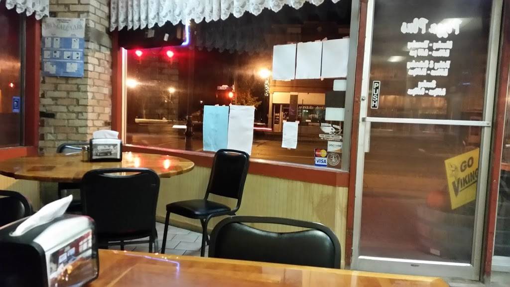 Pizza Plus | restaurant | 302 N Mitchell St, Cadillac, MI 49601, USA | 2317757727 OR +1 231-775-7727