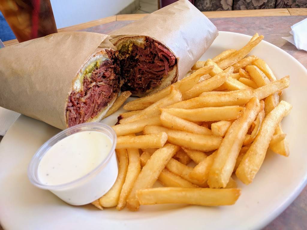 Toms 24 Famous Family Restaurant | restaurant | 1110 Sycamore Ave, Vista, CA 92081, USA | 7607274077 OR +1 760-727-4077