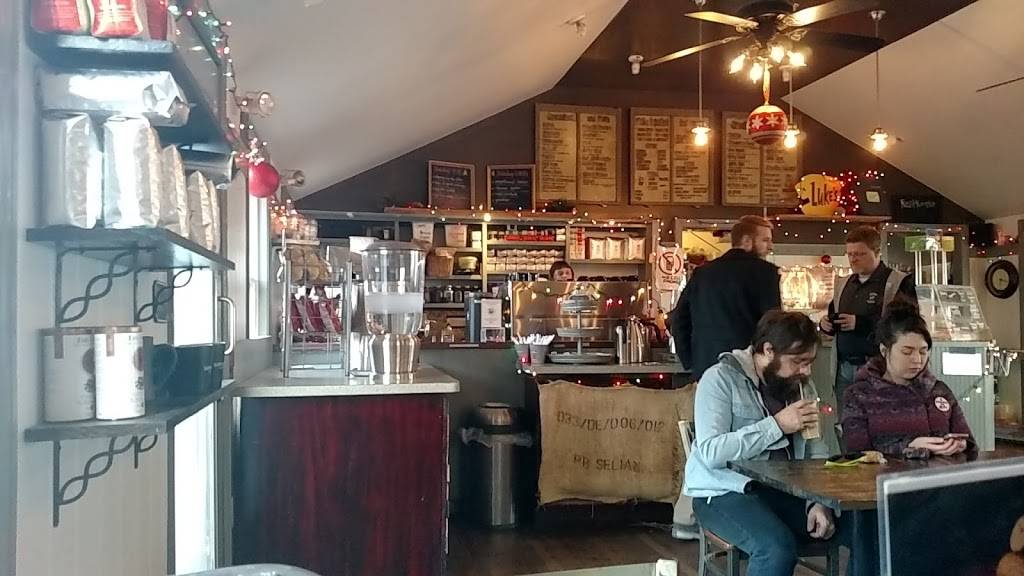 Sam & Zoes | cafe | 525 Heather Pl, Nashville, TN 37204, USA | 6153852676 OR +1 615-385-2676