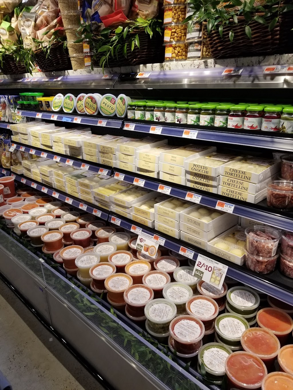 DeCicco & Sons Bedford | bakery | 422 Old Post Rd, Bedford, NY 10506, USA | 9142885800 OR +1 914-288-5800