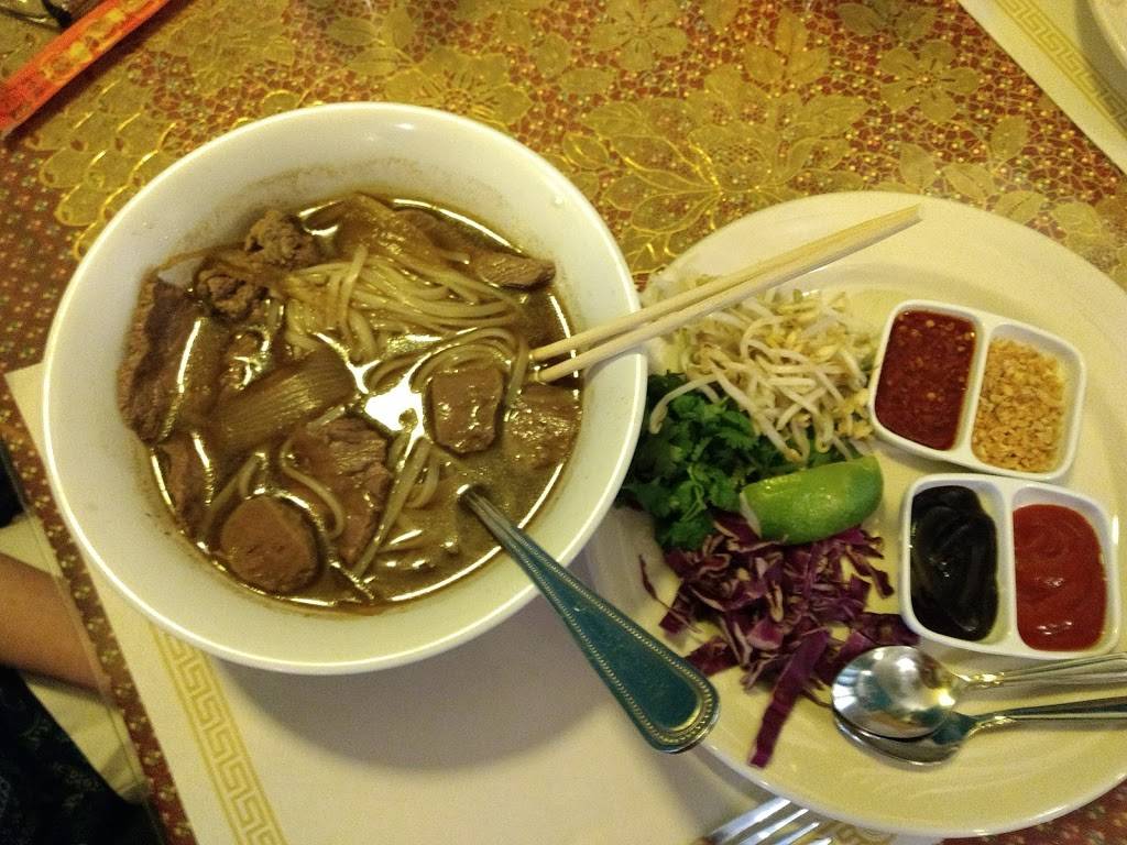 Bangkok Flavor | restaurant | 5455 Gull Rd, Kalamazoo, MI 49048, USA | 2692269341 OR +1 269-226-9341