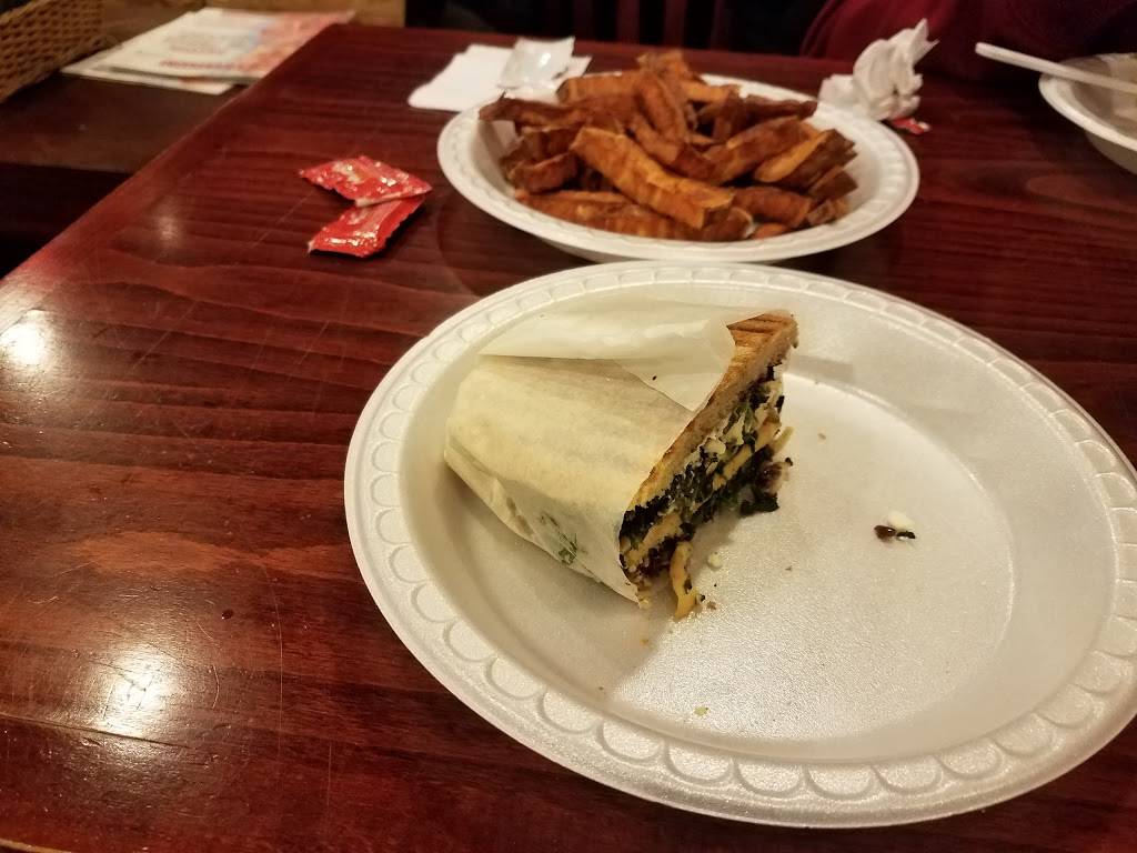 MMM Thats A Wrap | meal takeaway | 45-52 Bell Blvd, Bayside, NY 11361, USA | 7184289727 OR +1 718-428-9727