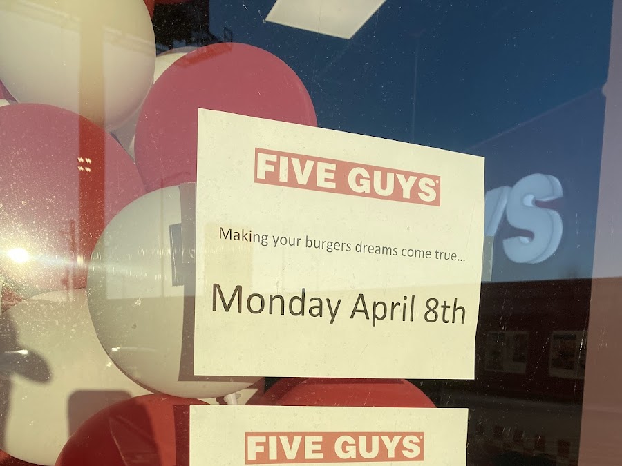 FIVE GUYS | restaurant | 2847 Mannheim Rd, Des Plaines, IL 60018, USA | 5715843004 OR +1 571-584-3004