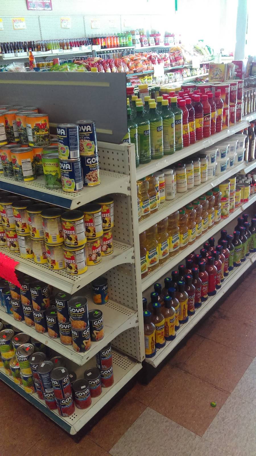 M P International | restaurant | 12914 Jefferson Ave, Newport News, VA 23608, USA | 7578776508 OR +1 757-877-6508