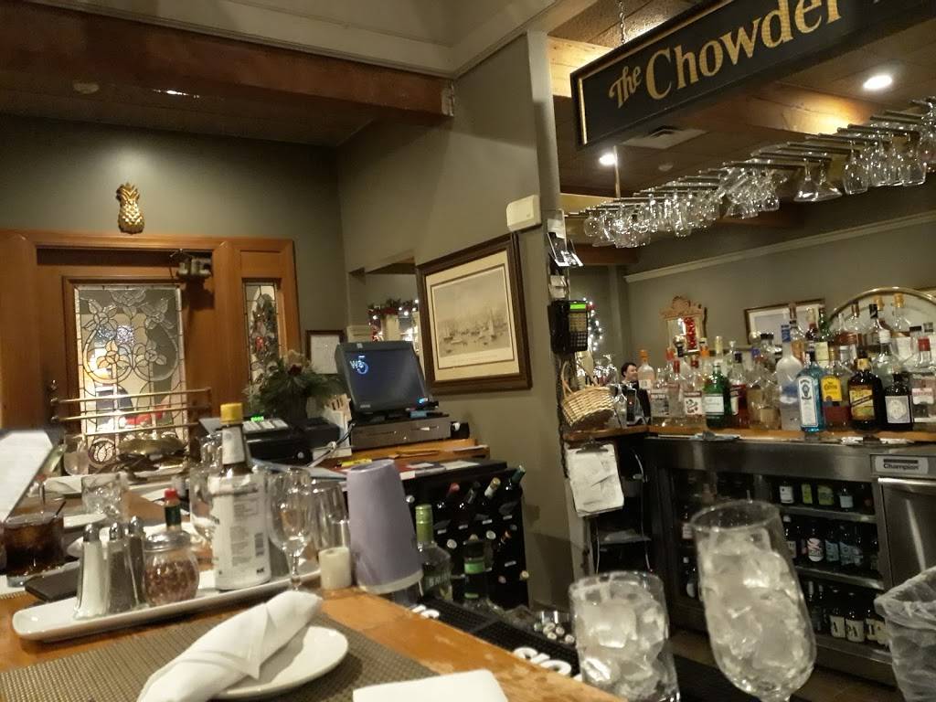 The Chowder House Bar | restaurant | 97 Willard St, Quincy, MA 02169, USA | 6177739532 OR +1 617-773-9532
