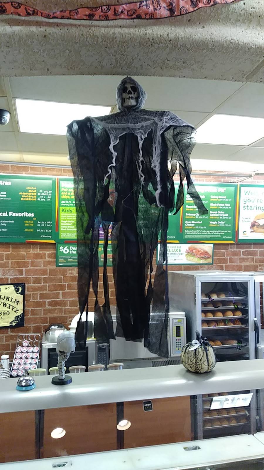 Subway Restaurants | restaurant | 13664 Walsingham Rd, Largo, FL 33774, USA | 7275969690 OR +1 727-596-9690