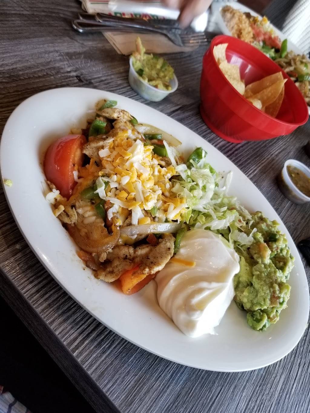Caramba Mexican Food | restaurant | 9455 W Glendale Ave, Glendale, AZ 85305, USA | 6239794444 OR +1 623-979-4444